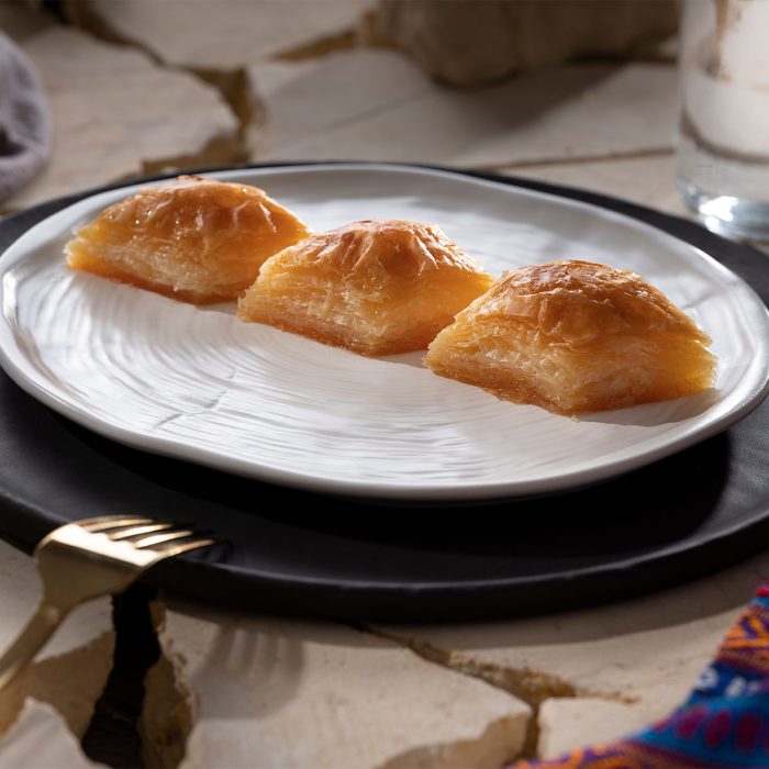 Sade Kaymaklı Baklava